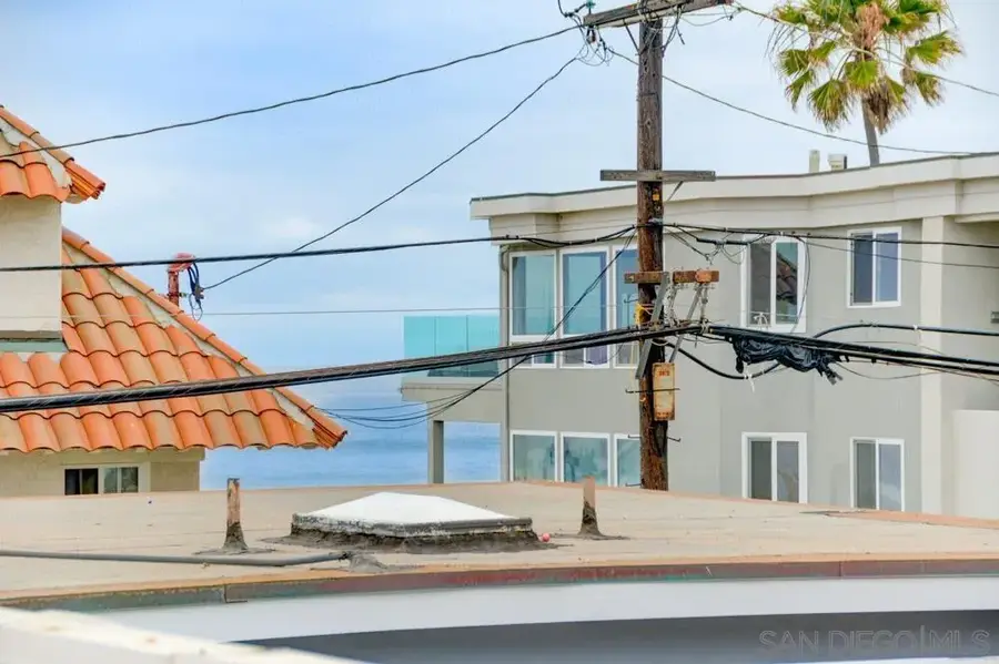 721-723 Ensenada Ct., San Diego, CA 92109 - #2
