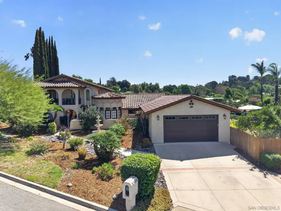 2735 Crownpoint Pl, Escondido, CA 92027 - #3