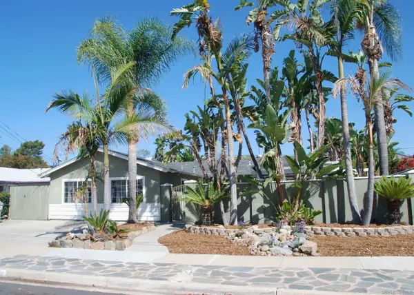 8330 Beaver Lake Dr, San Diego, CA 92119
