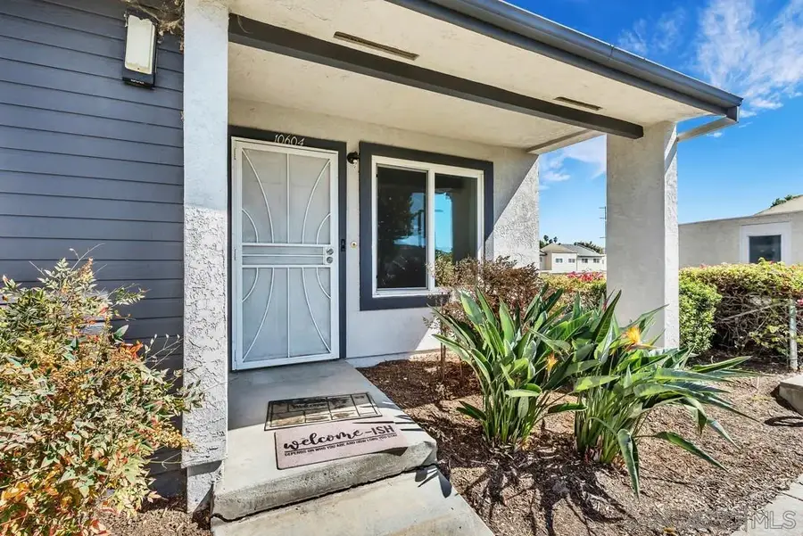10604 Queen Jessica Ln., Santee, CA 92071 - #2