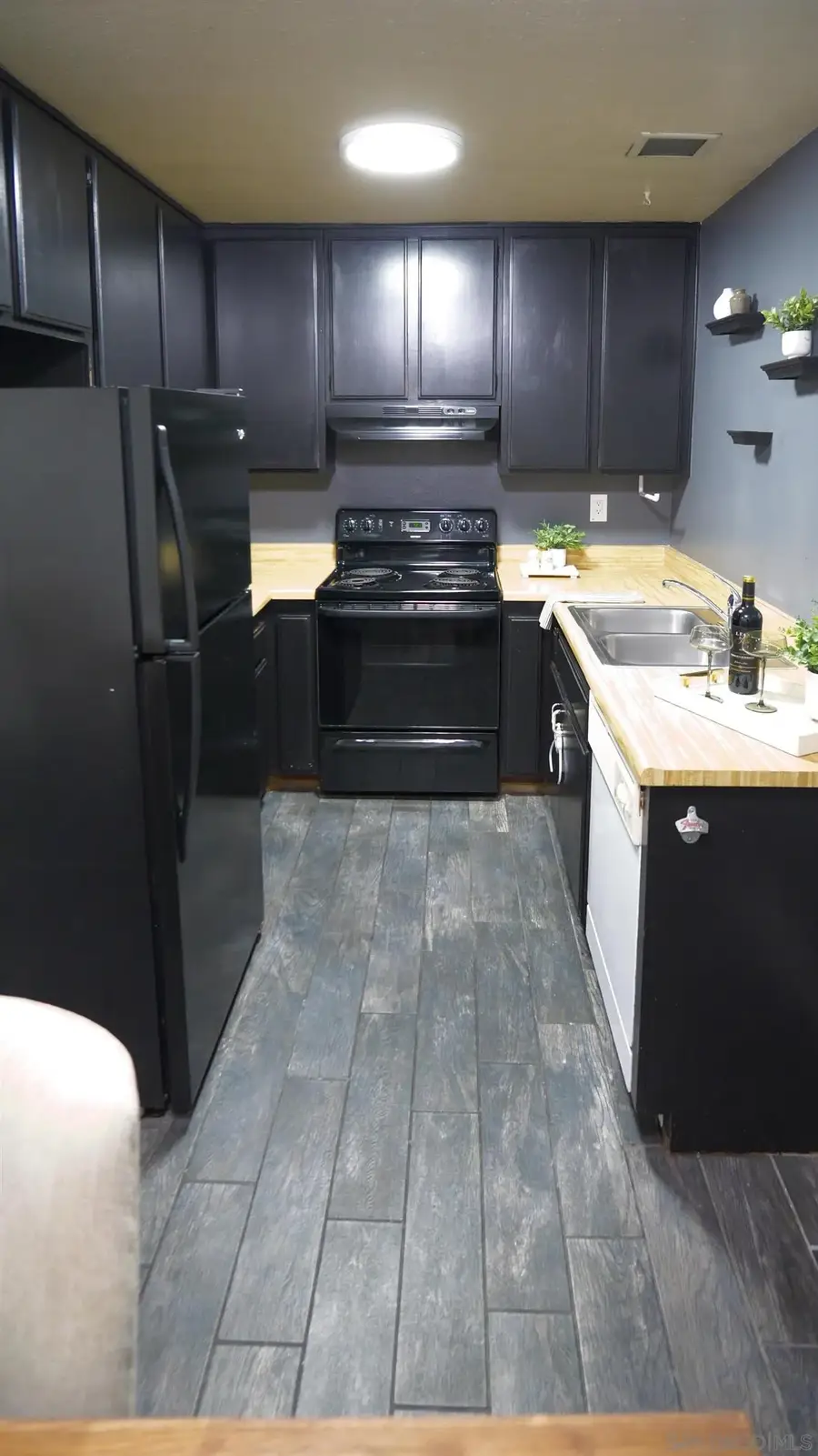 1604 Oro Vista Road #263, San Diego, CA 92154 - #2