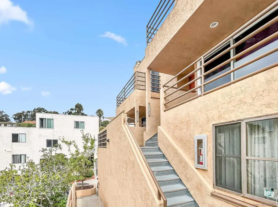 5742 Mildred St, San Diego, CA 92110 - #2