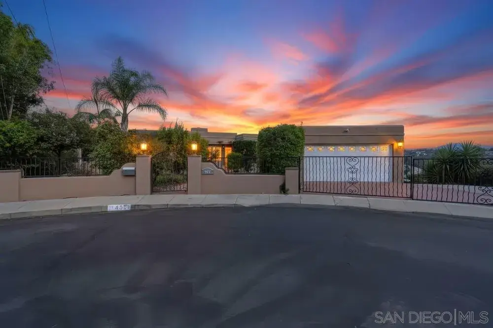 4391 Middlesex, San Diego, CA 92116 - #1