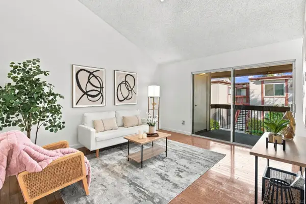 5432 Adobe Falls #12, San Diego, CA 92120