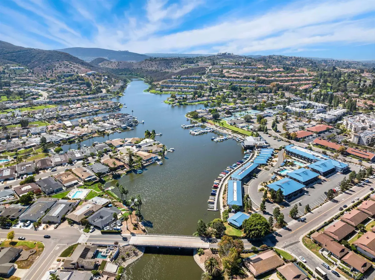 1646 Via Caminar, San Marcos, CA 92078 - #1