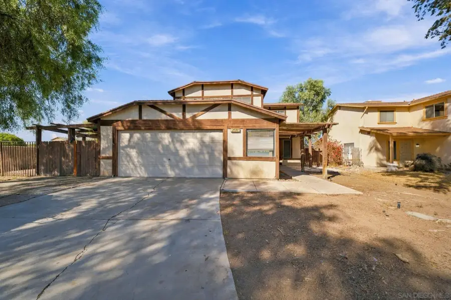 2590 W Elm, El Centro, CA 92243 - #3