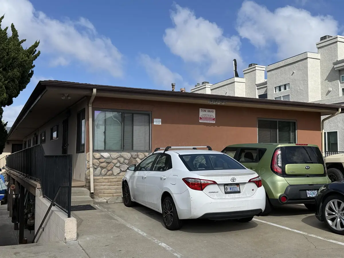 4826-4832 Santa Cruz Ave, San Diego, CA 92107 - #1