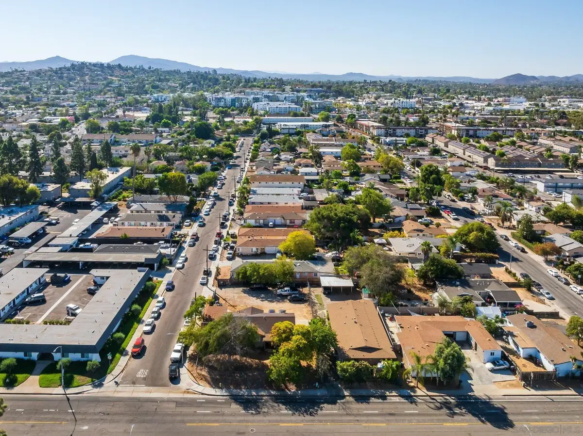 561 E Mission, Escondido, CA 92025 - #1