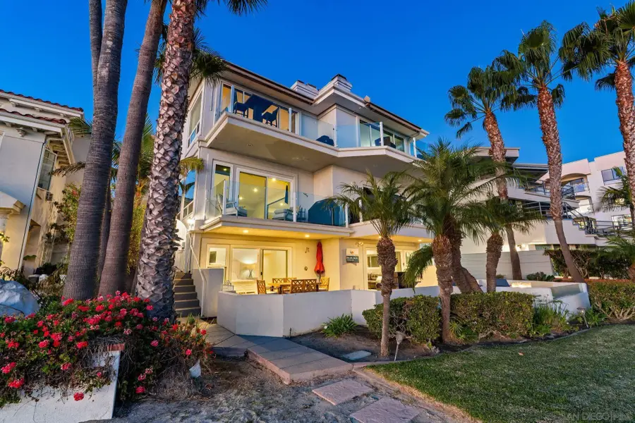 1177 Pacific Beach Drive #A, San Diego, CA 92109 - #2