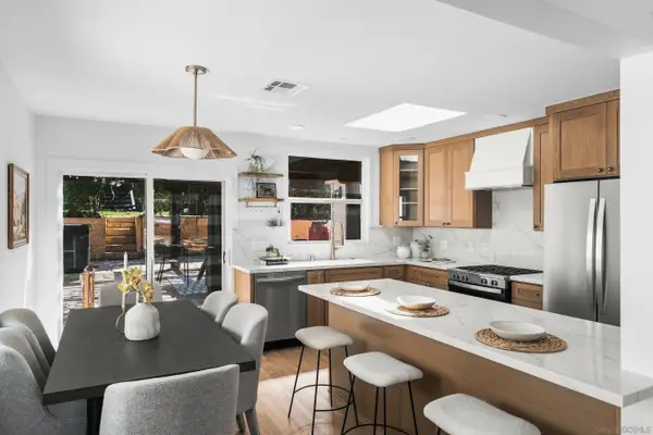 5831 Vale Way, San Diego, CA 92115