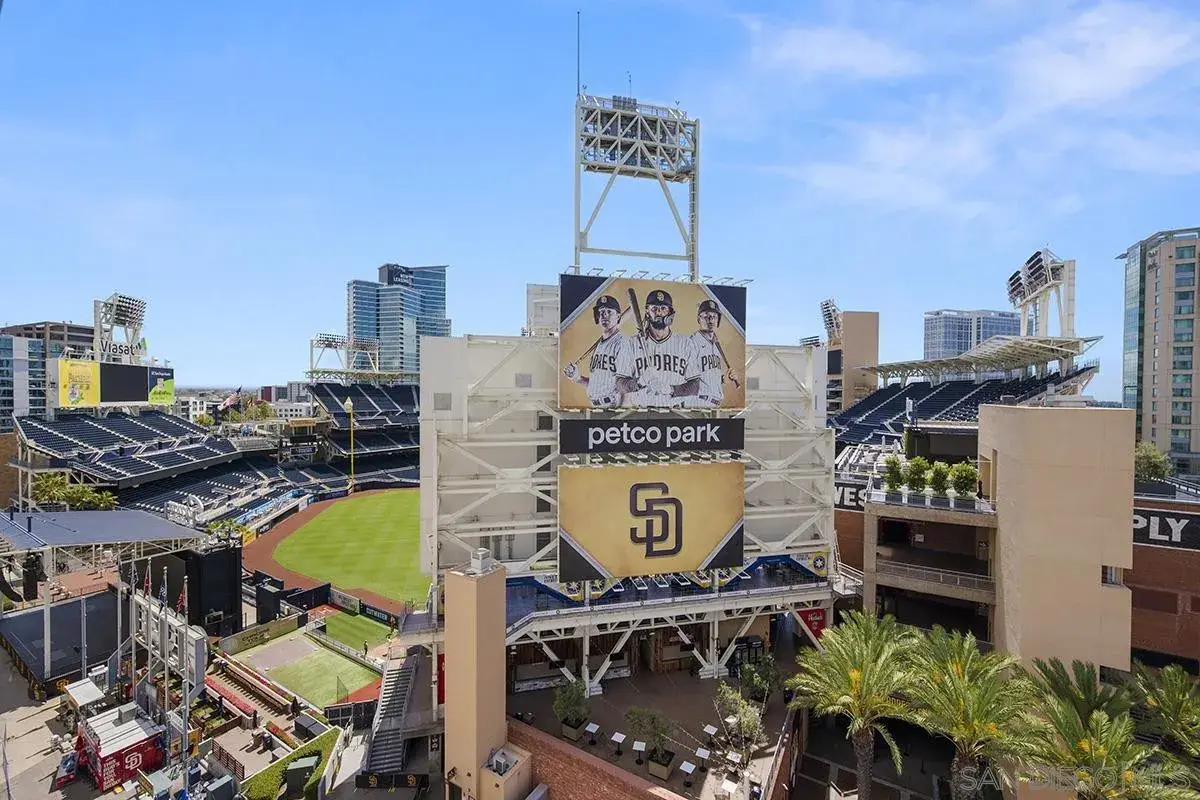 325 7th Avenue #905, San Diego, CA 92101 - #1