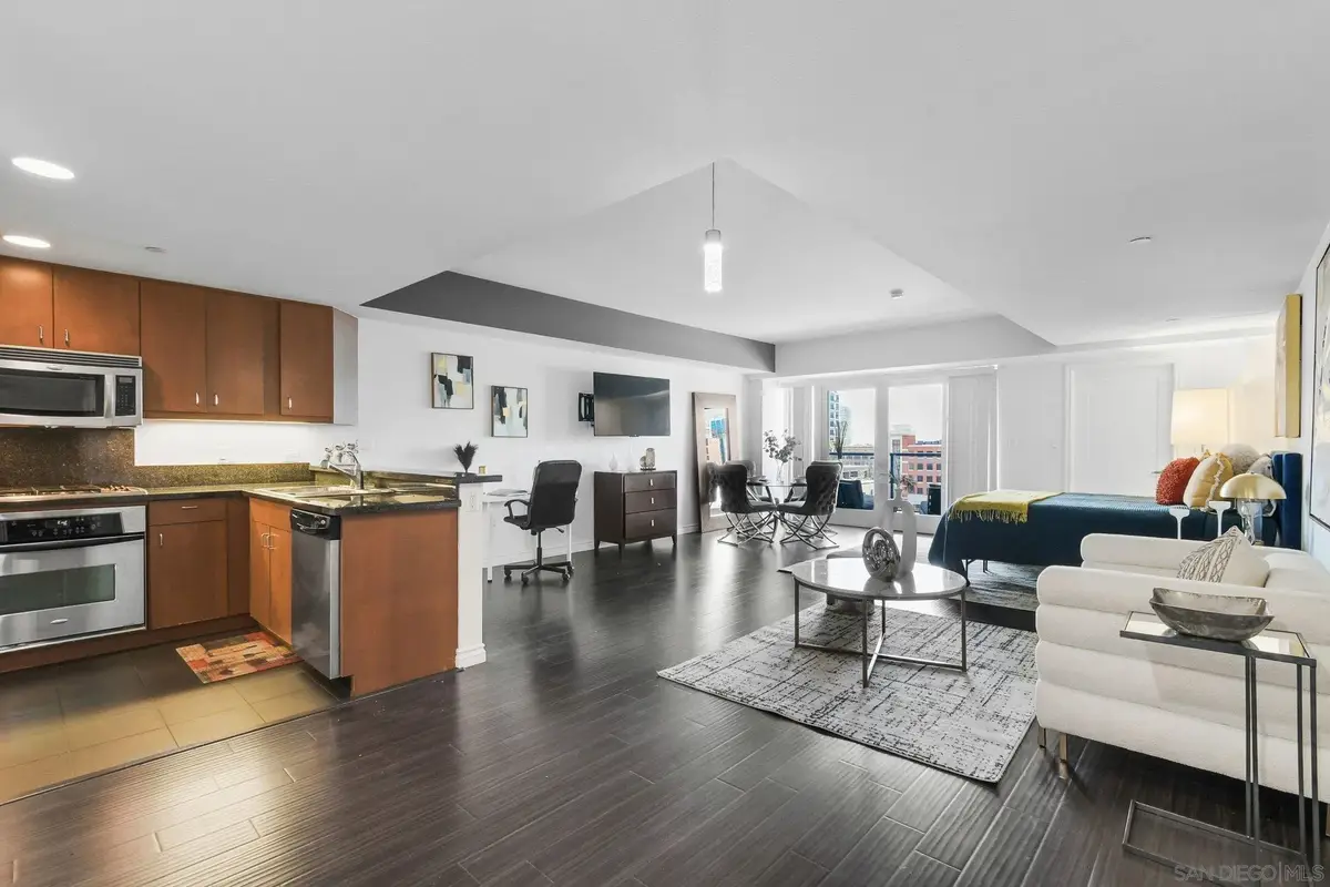 875 G St #512, San Diego, CA 92101 - #1