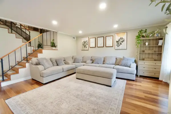9850 Rimpark Way, San Diego, CA 92124