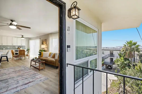 1828 Linwood St #11, San Diego, CA 92110