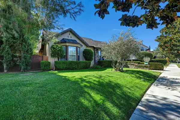 18343 Saint Etienne Lane, San Diego, CA 92128