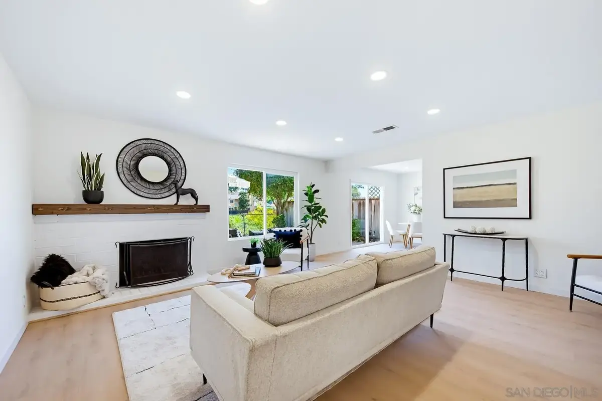 4502 Sierra Morena Ave, Carlsbad, CA 92010 - #1