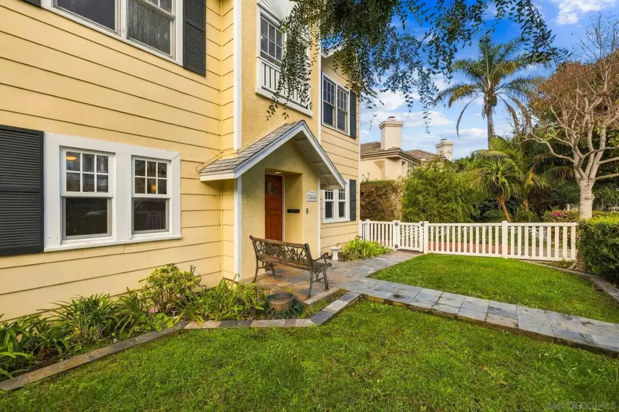 7444-7446 Draper Ave, La Jolla, CA 92037 - #3