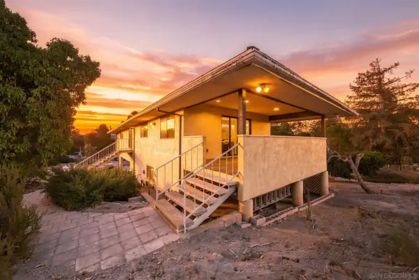 4940 Alzeda Dr, La Mesa, CA 91941
