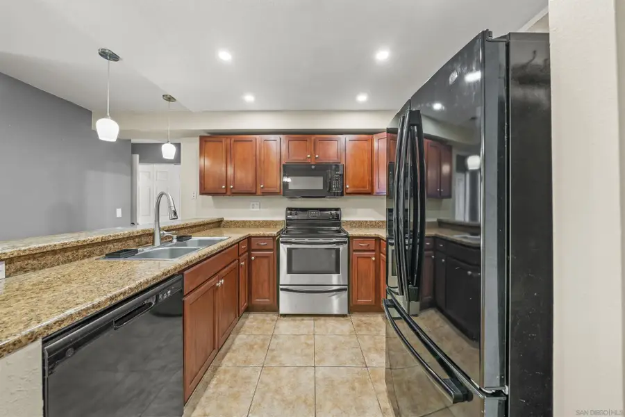 6131 Rancho Mission Rd #113, San Diego, CA 92108 - #3