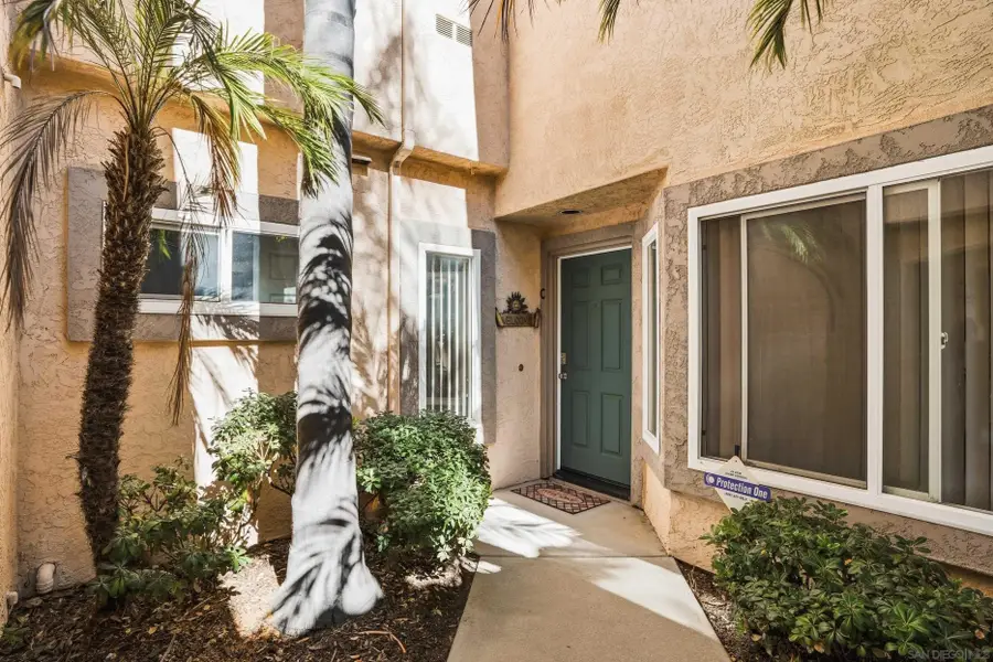11382 Via Rancho San Diego #Unit C, El Cajon, CA 92019 - Image #3