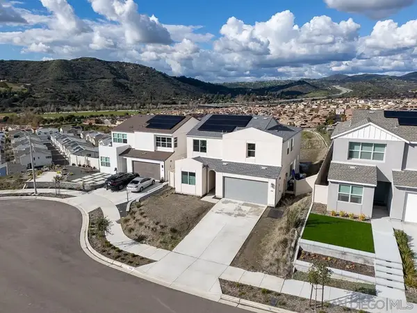 316 Canter Court, Fallbrook, CA 92028