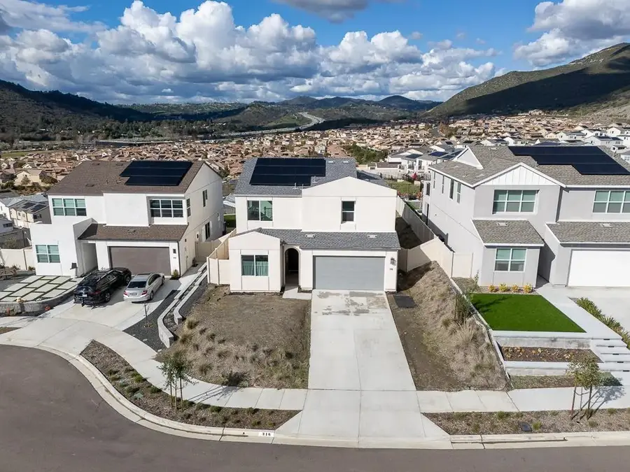 316 Canter Court, Fallbrook, CA 92028 - Image #3