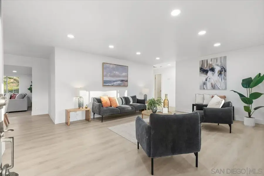 517 Worthington St, Spring Valley, CA 91977 - Image #2