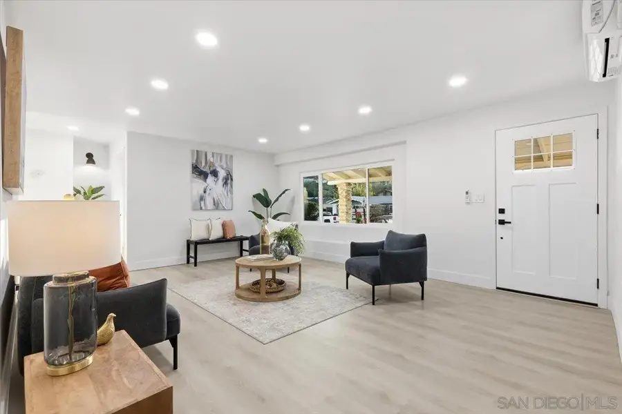 517 Worthington St, Spring Valley, CA 91977 - Image #3