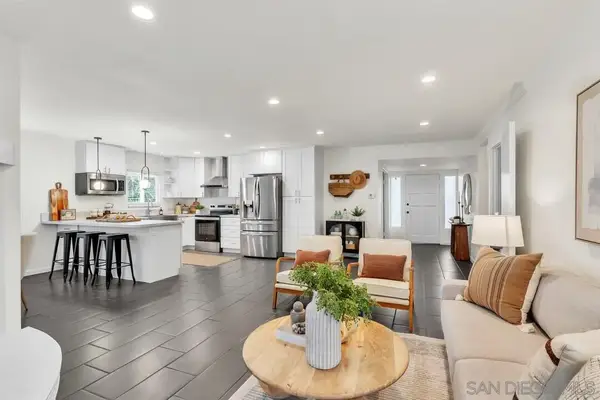 2167 Sunset Dr, Escondido, CA 92025