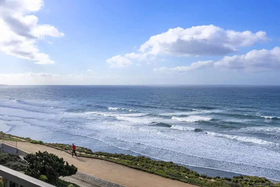 424 Stratford Ct #B31, Del Mar, CA 92014 - Image #3