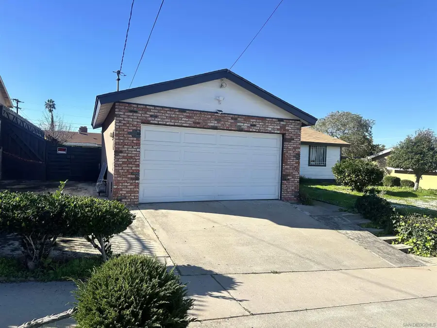 128 Old Oak Dr, San Diego, CA 92114 - #2