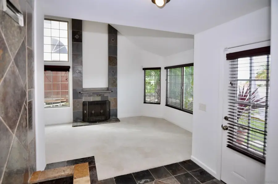 1400 Darwin Dr, Oceanside, CA 92056 - Image #2