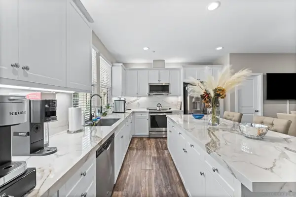 543 W Foothill Blvd #120, Glendora, CA 91741