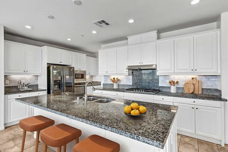 15902 Sarah Ridge Rd, San Diego, CA 92127 - Image #3