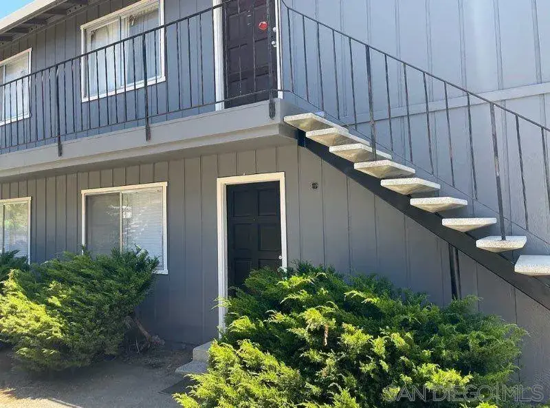 8175 Arthur St, Cotati, CA 94931 - Image #2