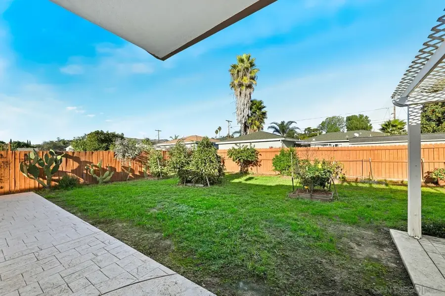 720 Fern St, Escondido, CA 92027 - Image #2