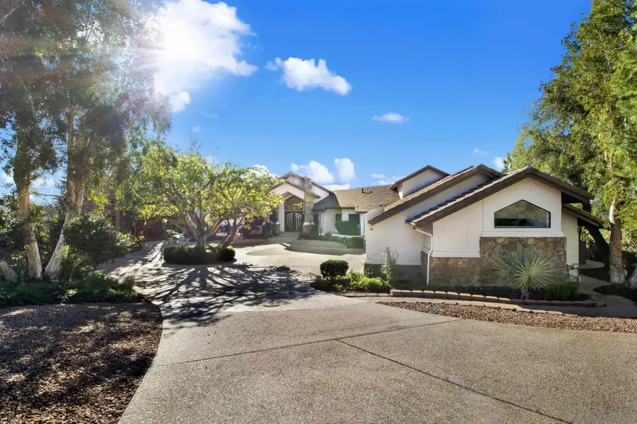 17801 Joyas Court, Poway, CA 92064 - Image #2