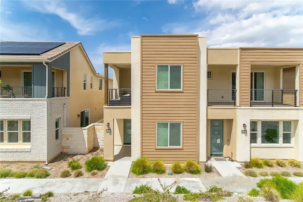 27218 Narrowleaf Willow Lane, Valencia, CA 91381 - Image #1