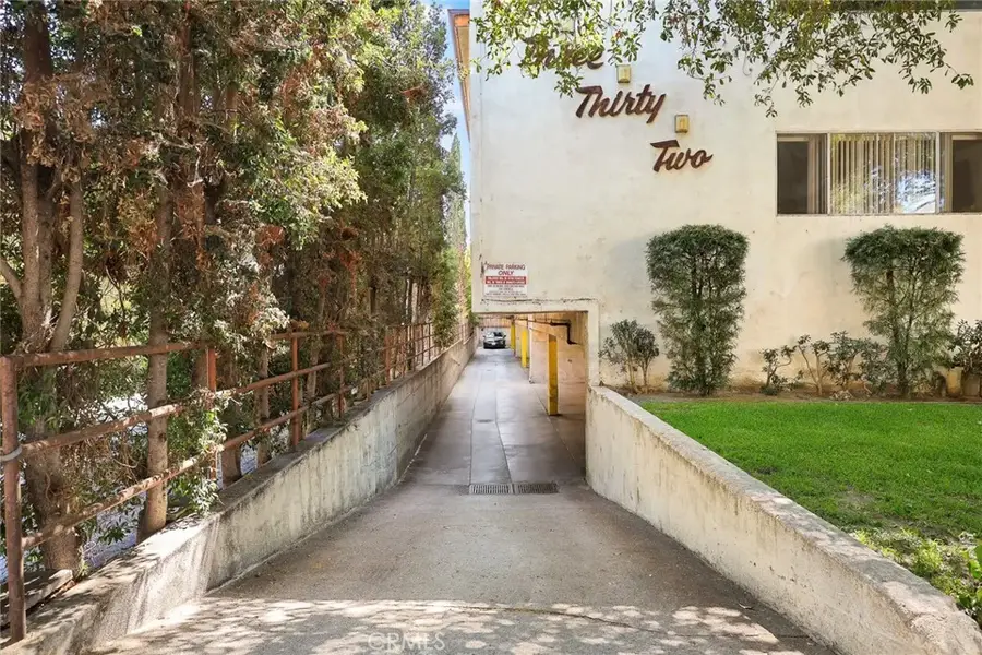 332 Riverdale Drive, Glendale, CA 91204 - #2