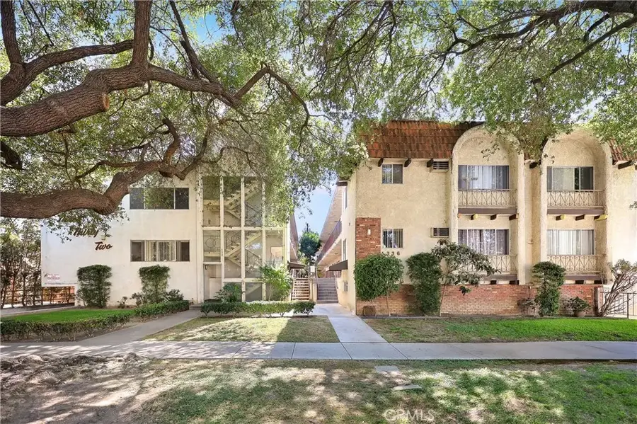 336 Riverdale Drive, Glendale, CA 91204 - #2