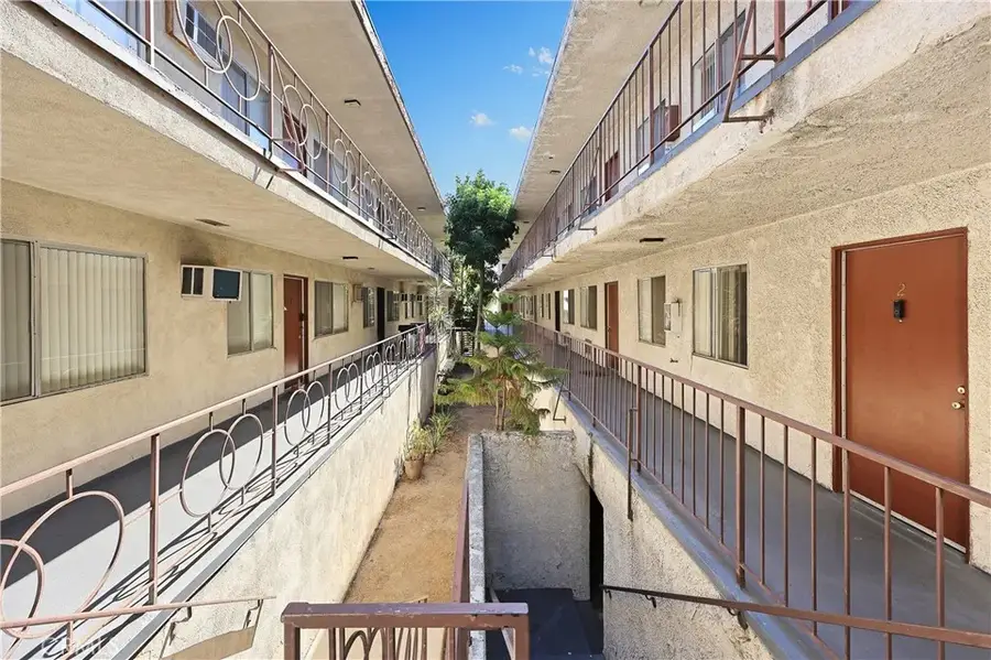 336 Riverdale Drive, Glendale, CA 91204 - #3