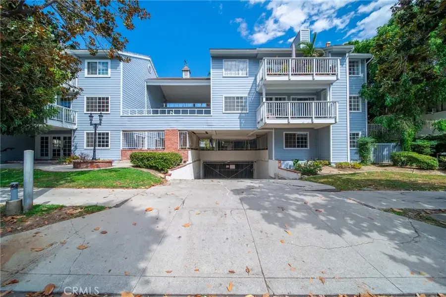 230 S Madison Ave #207, Pasadena, CA 91101 - Image #2