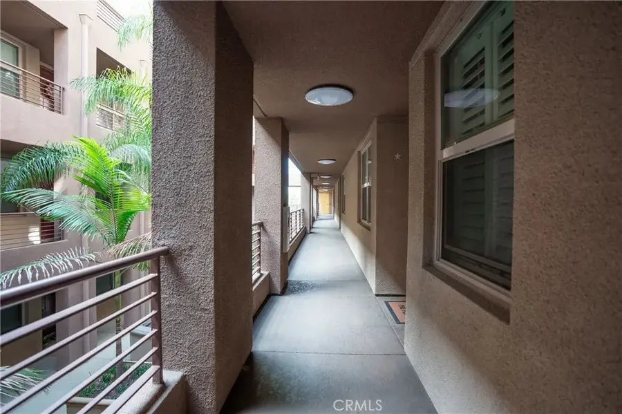 201 E Angeleno Avenue #206, Burbank, CA 91502 - Image #3