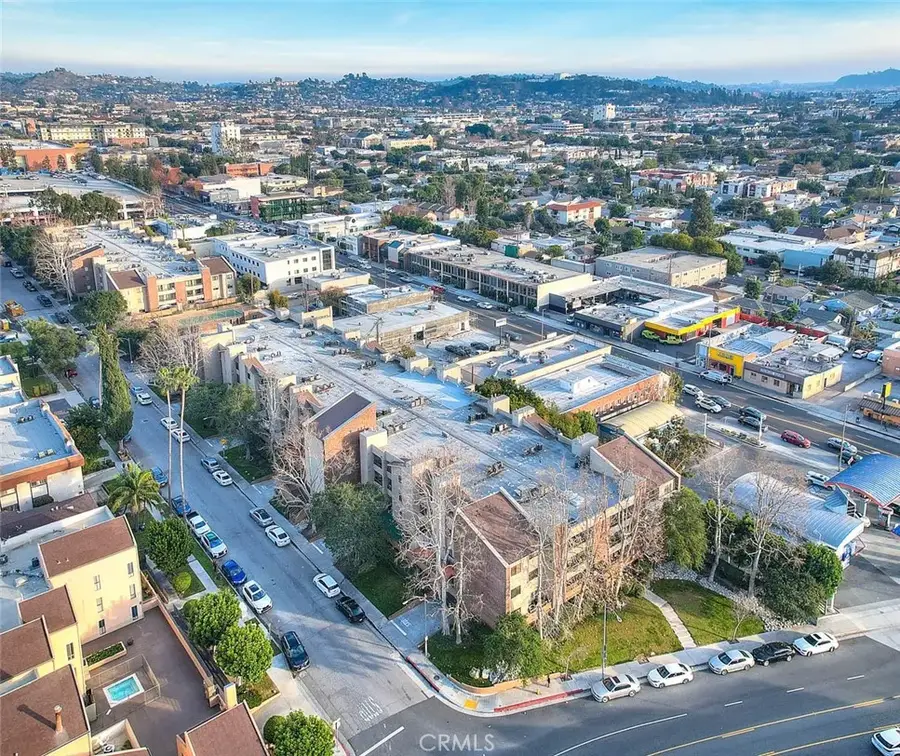 460 Oak Street #201, Glendale, CA 91204 - Image #3