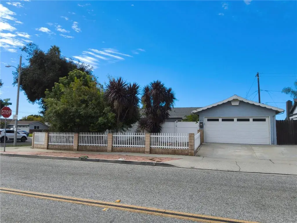 1497 Lark Ave, San Buenaventura Ventura, CA 93003 - Image #1