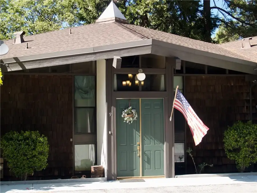 872 Sierra Vista Drive #9, Twin Peaks, CA 92391 - Image #3