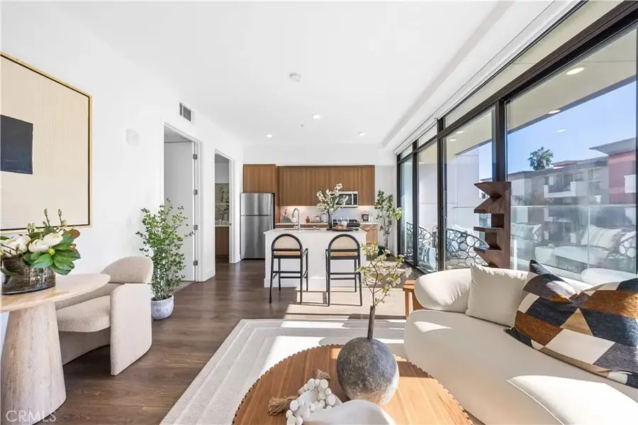 709 E Walnut Street #315, Pasadena, CA 91101 - Image #3