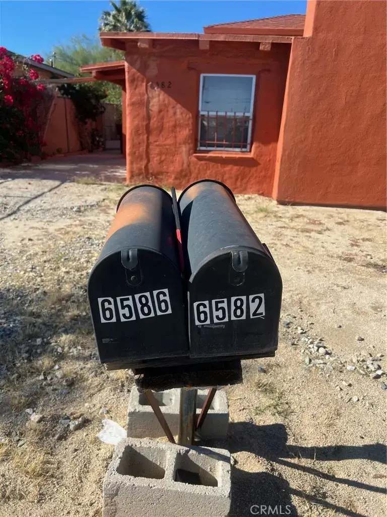 6582 Manzanita Ave, Twentynine Palms, CA 92277 - Image #2