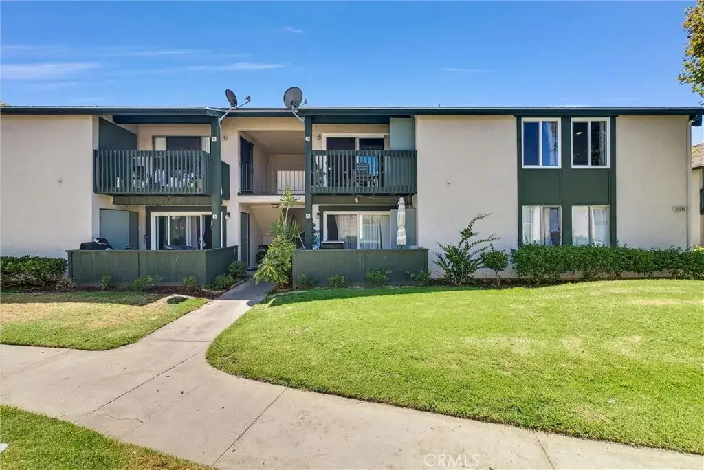 23276 Orange Avenue #8, Lake Forest, CA 92630 - Image #1