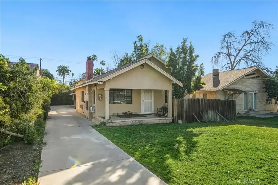 48 S Parkwood Avenue, Pasadena, CA 91107 - #2